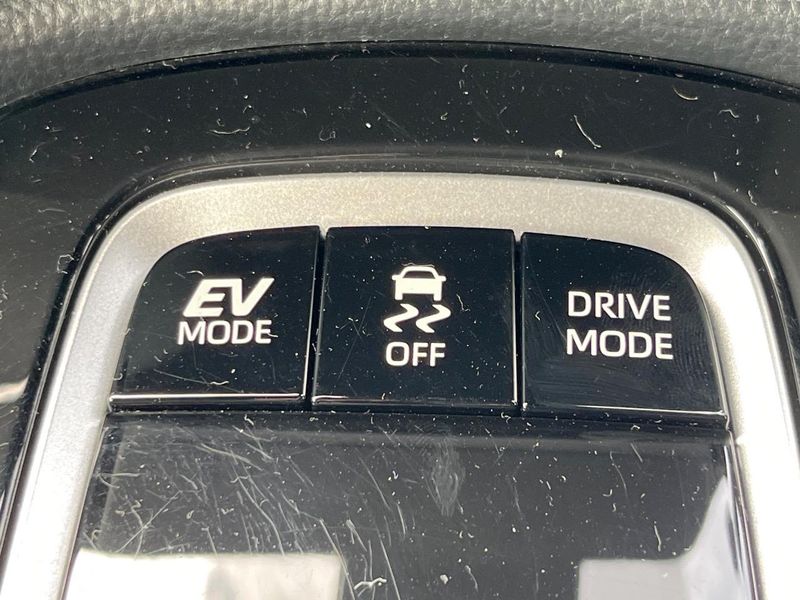 2024 Toyota Corolla Cross 6AA-ZVG13 (UW-6a76a0c12aa6a)[27]