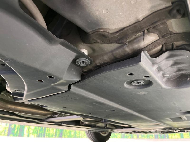 2019 Toyota Prius DAA-ZVW51 (UW-6a76a0de6f1b4)[24]