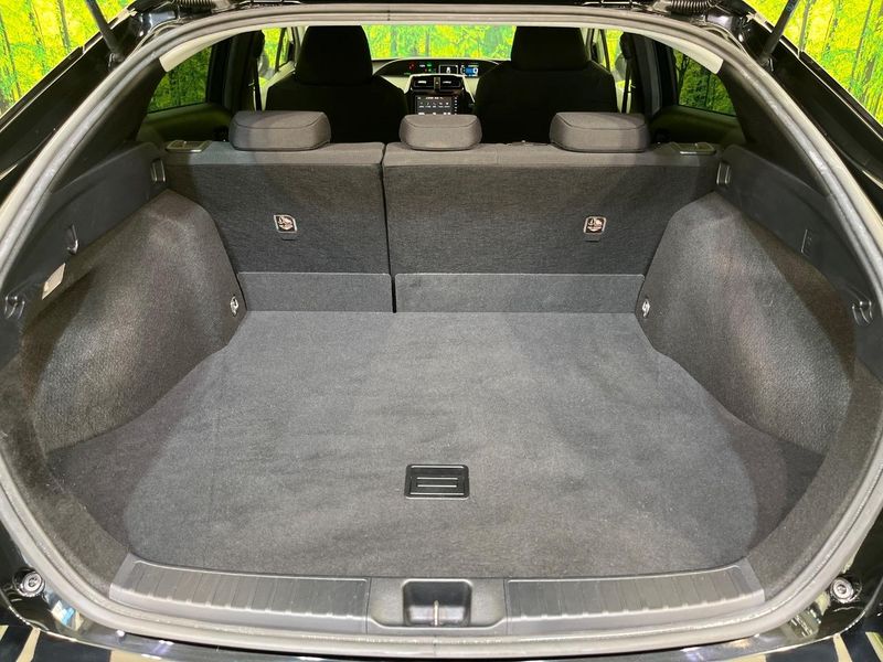 2019 Toyota Prius DAA-ZVW51 (UW-6a76a0de6f1b4)[29]