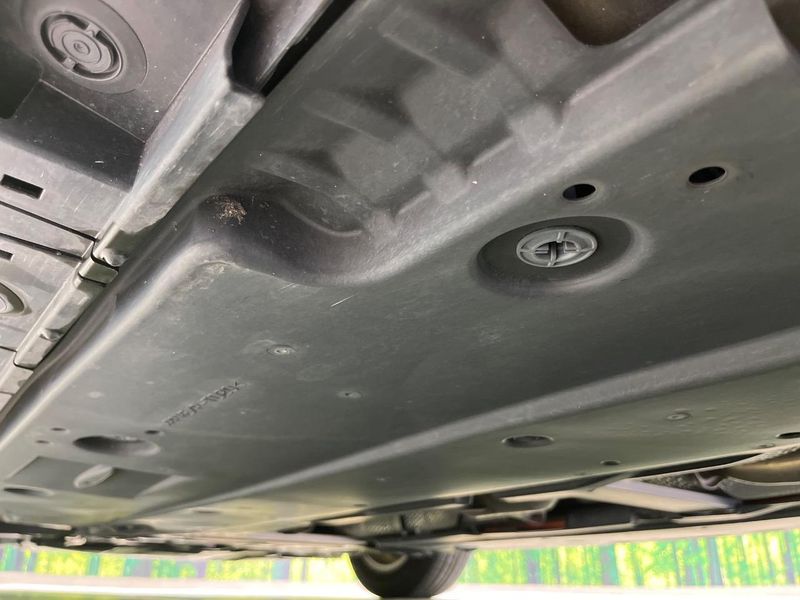 2019 Toyota Prius DAA-ZVW51 (UW-6a76a0de6f1b4)[25]
