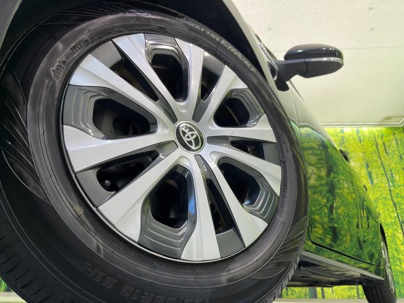 2019 Toyota Prius DAA-ZVW51 (UW-6a76a0de6f1b4)[15]