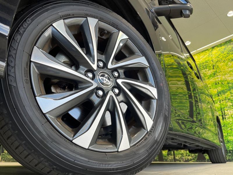 2022 Toyota Voxy 6AA-ZWR90W (UW-6a76a0eed1bc5)[9]