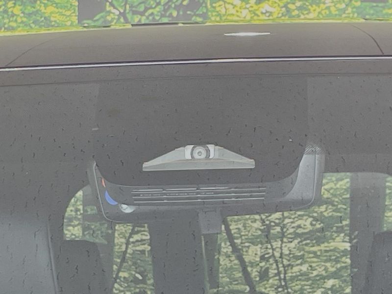 2022 Toyota Voxy 6AA-ZWR90W (UW-6a76a0f0b5d51)[4]