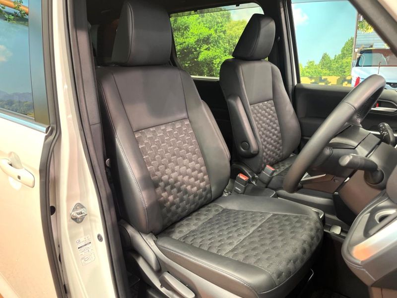 2024 Toyota Voxy 6AA-ZWR90W (UW-6a76a0f99e8eb)[7]