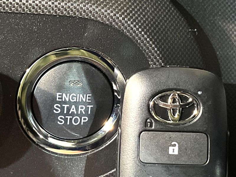 2020 Toyota Raize 5BA-A210A (UW-6a77ee0404845)[15]
