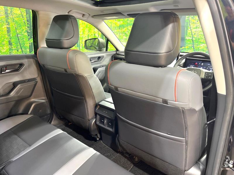 2026 Toyota RAV4 6AA-AXAN64 (UW-6a77ee5237f2e)[29]