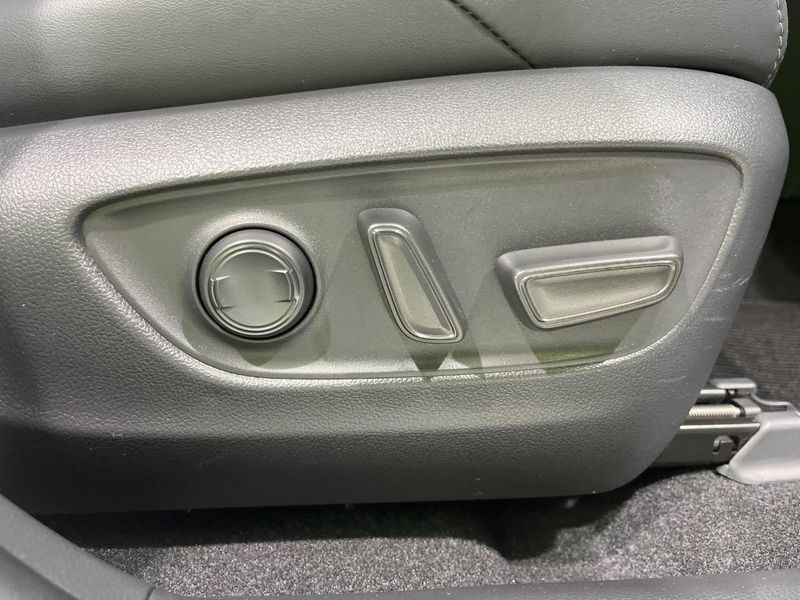 2025 Toyota Harrier Hybrid 6AA-AXUH85 (UW-6a77ee60c49a2)[4]