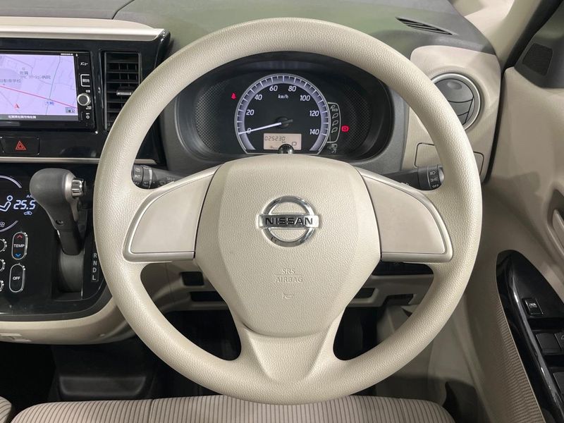2017 Nissan DAYZ ROOX DBA-B21A (UW-6a77ee7be7f21)[27]
