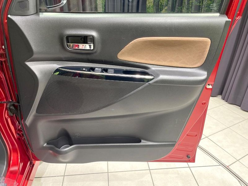 2018 Nissan DAYZ ROOX DBA-B21A (UW-6a77ee7e7e9f7)[23]