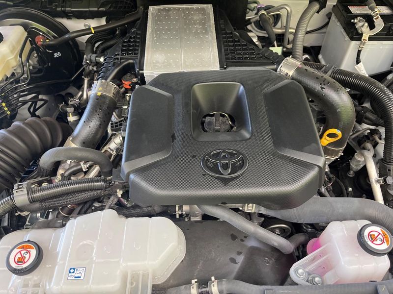 2025 Toyota Land Cruiser 250 3DA-GDJ250W (UW-6a77eef7c9b6d)[5]