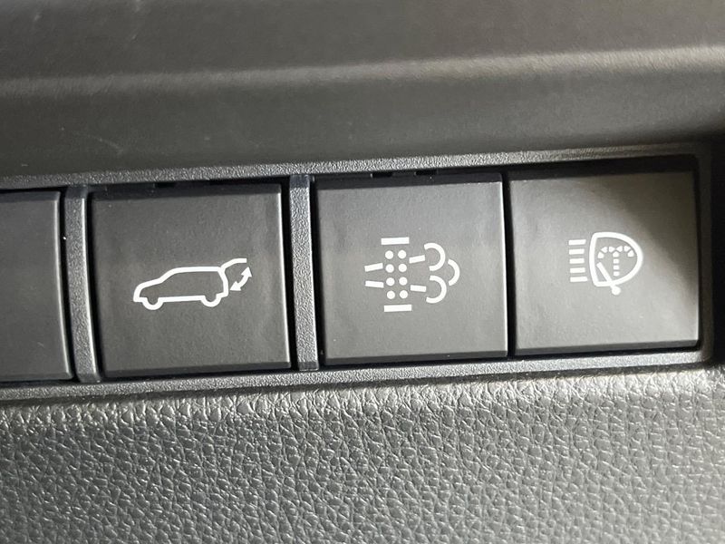 2025 Toyota Land Cruiser 250 3DA-GDJ250W (UW-6a77eef7c9b6d)[28]