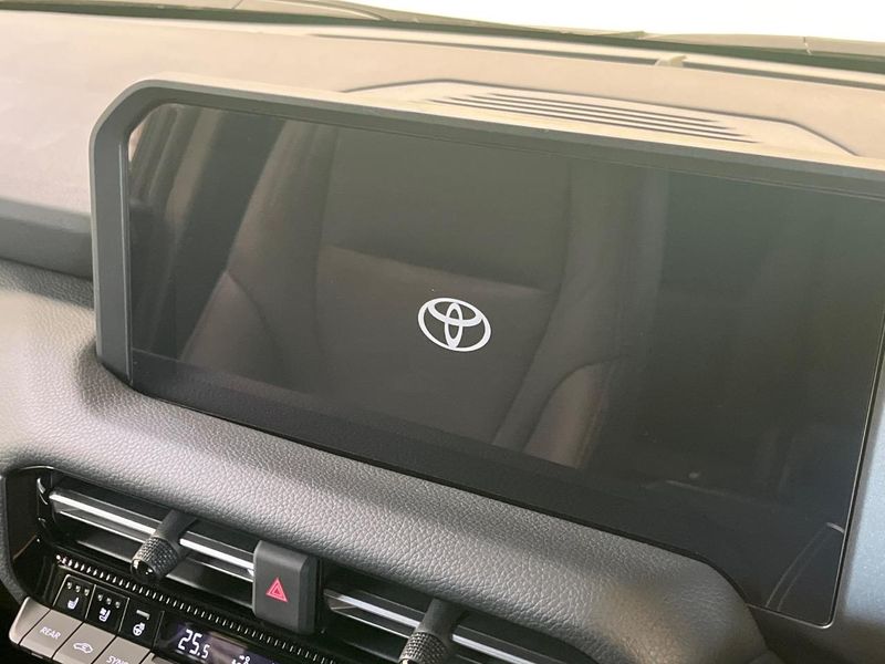 2025 Toyota Land Cruiser 250 3DA-GDJ250W (UW-6a77eef7c9b6d)[26]
