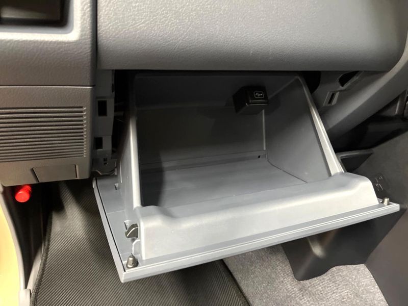 2025 Toyota Land Cruiser 70 3DA-GDJ76W (UW-6a77eef94d0f1)[4]