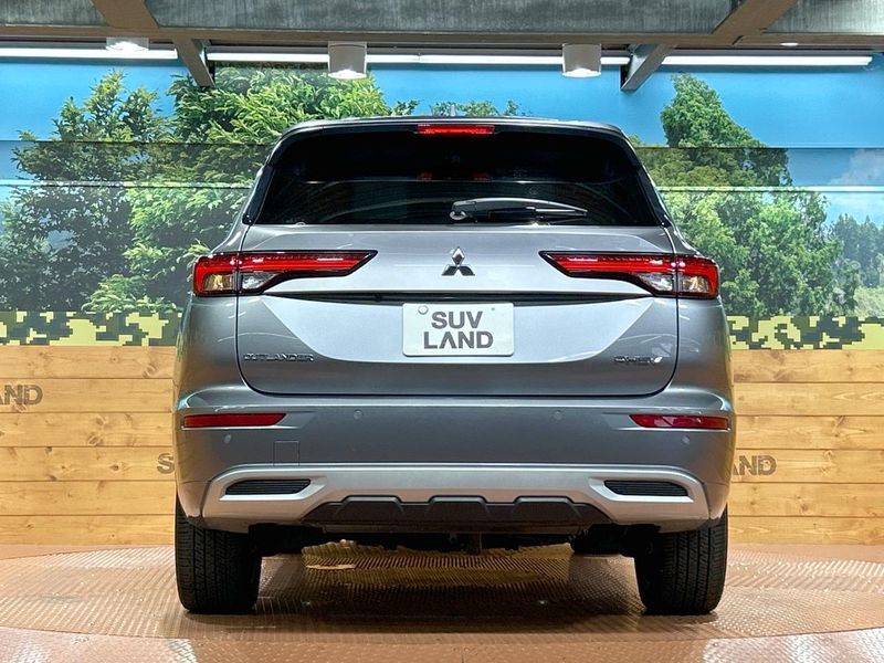 2022 Mitsubishi OUTLANDER PHEV 5LA-GN0W (UW-6a77ef12cf2b8)[17]