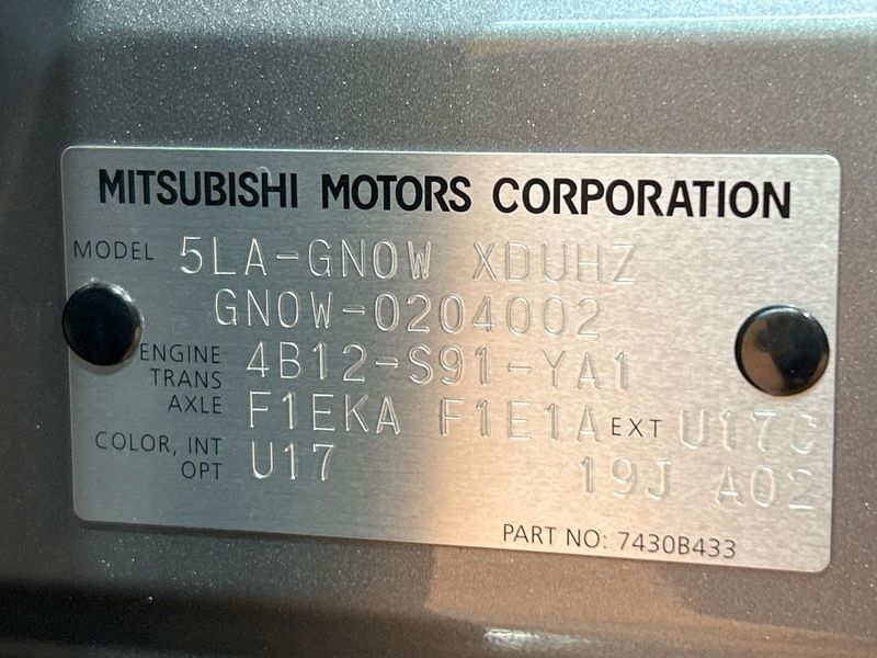 2022 Mitsubishi OUTLANDER PHEV 5LA-GN0W (UW-6a77ef12cf2b8)[1]