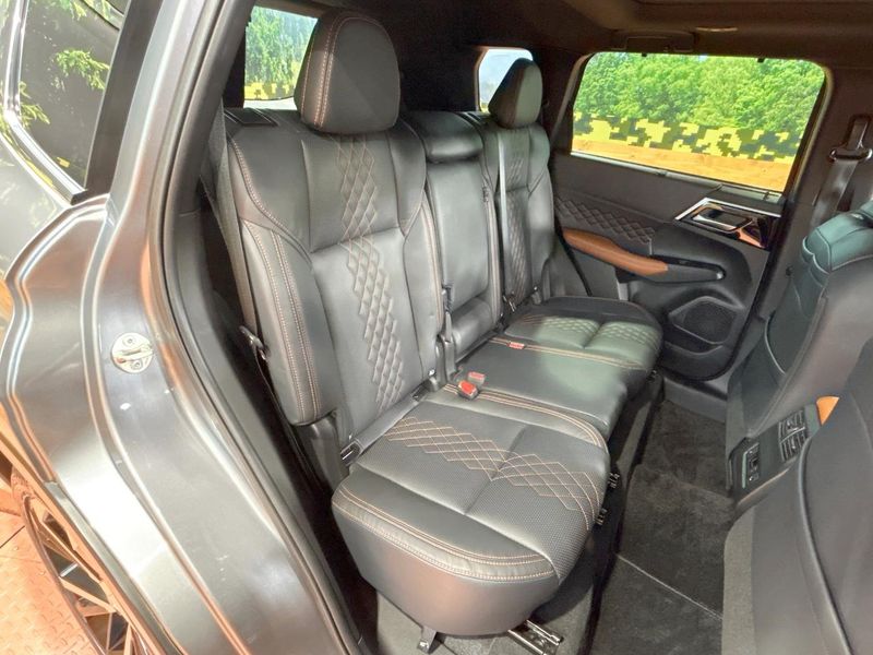 2022 Mitsubishi OUTLANDER PHEV 5LA-GN0W (UW-6a77ef12cf2b8)[26]