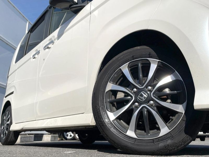 2017 Honda N-BOX CUSTOM DBA-JF3 (UW-6a77ef83988ce)[11]