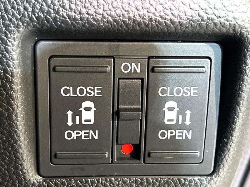 2020 Honda N-BOX CUSTOM 6BA-JF4 (UW-6a77efa4125db)[9]