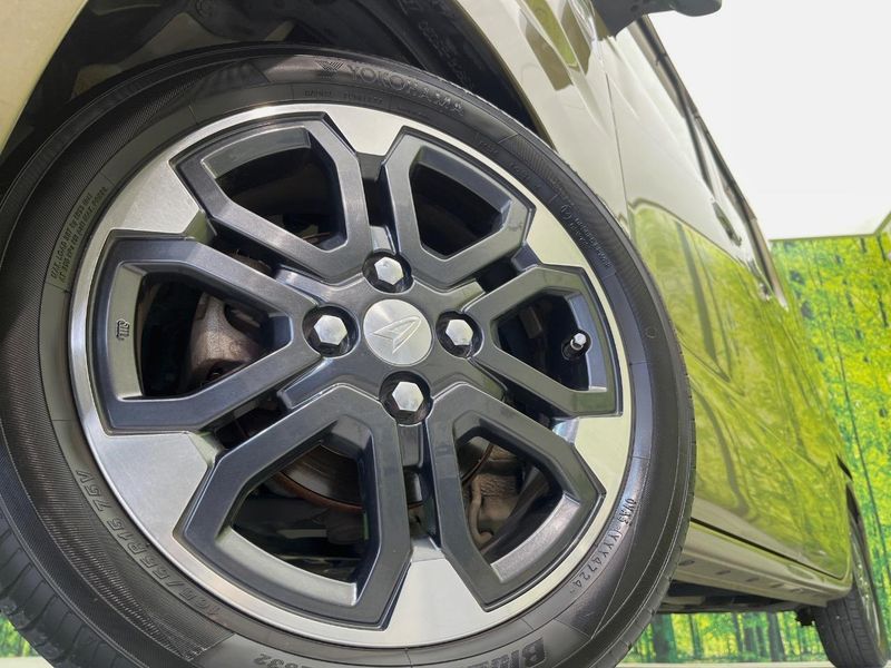 2016 Daihatsu Wake DBA-LA700S (UW-6a77f01b4162a)[15]