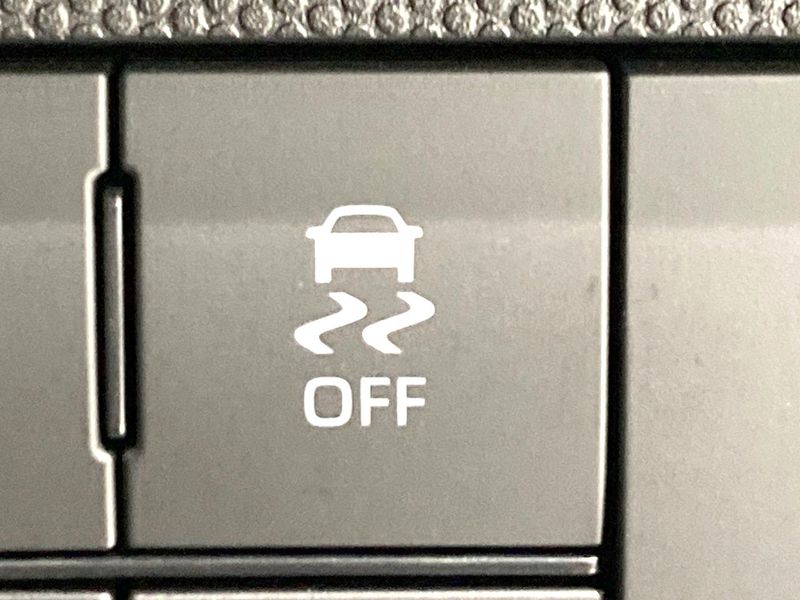 2021 Daihatsu Taft 6BA-LA900S (UW-6a77f02eb5e06)[27]