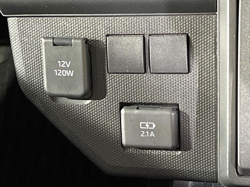 2025 Daihatsu Taft 5BA-LA900S (UW-6a77f03543770)[26]