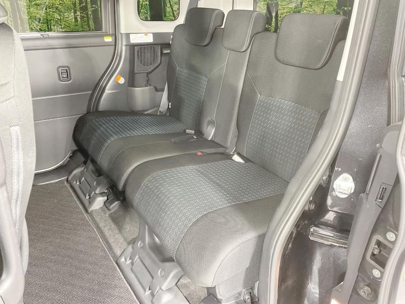 2021 Toyota Roomy 5BA-M910A (UW-6a77f050b9ac5)[25]