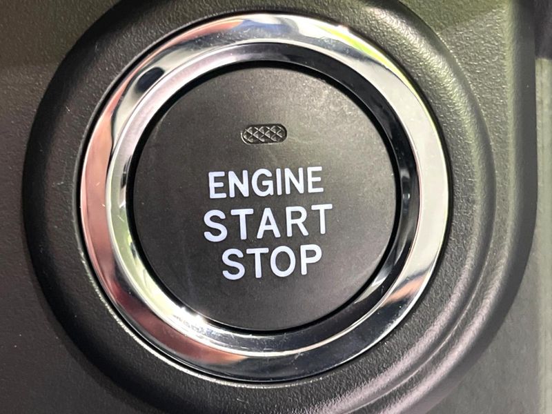 2025 Toyota Roomy 5BA-M910A (UW-6a77f0519e23e)[21]
