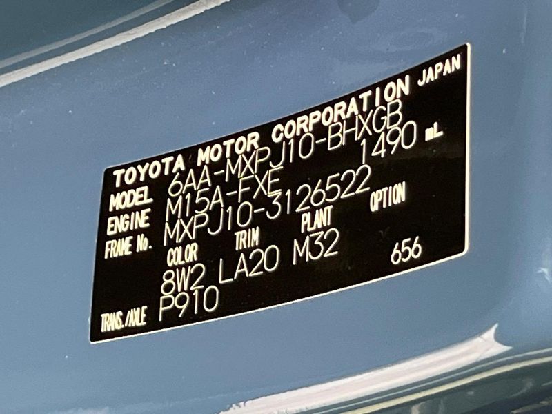 2024 Toyota Yaris Cross 6AA-MXPJ10 (UW-6a77f0e2304f9)[1]