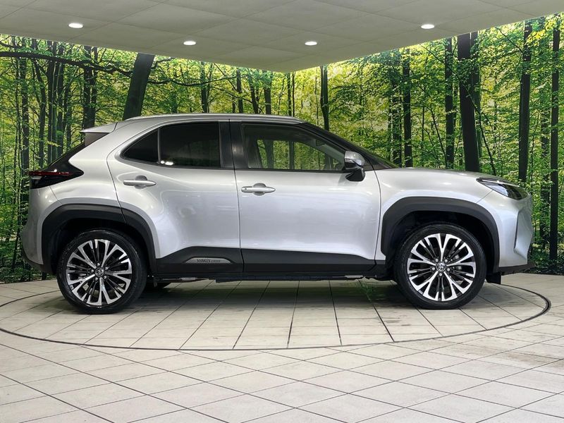 2021 Toyota Yaris Cross 6AA-MXPJ15 (UW-6a77f0e47bcab)[5]