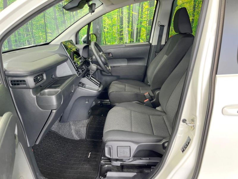 2024 Toyota Sienta 6AA-MXPL10G (UW-6a77f0f151029)[13]