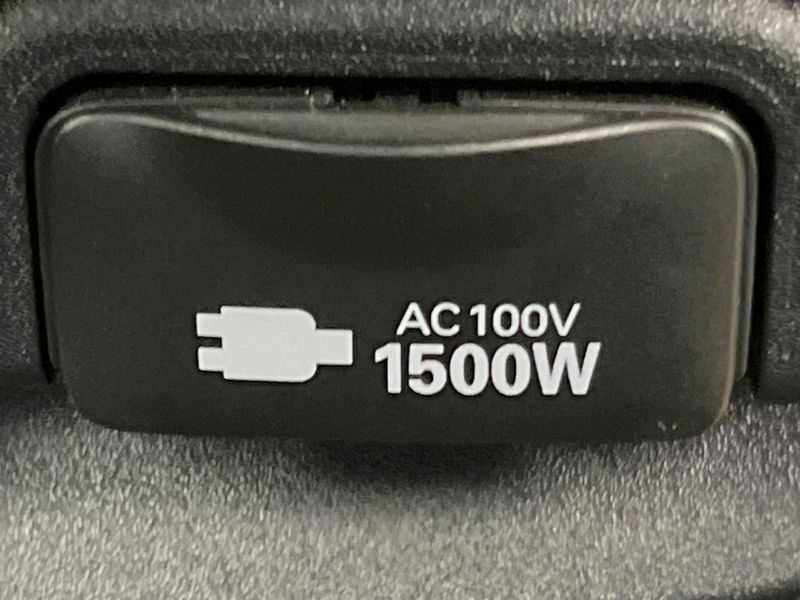 2024 Toyota Sienta 6AA-MXPL10G (UW-6a77f0f308cc5)[21]