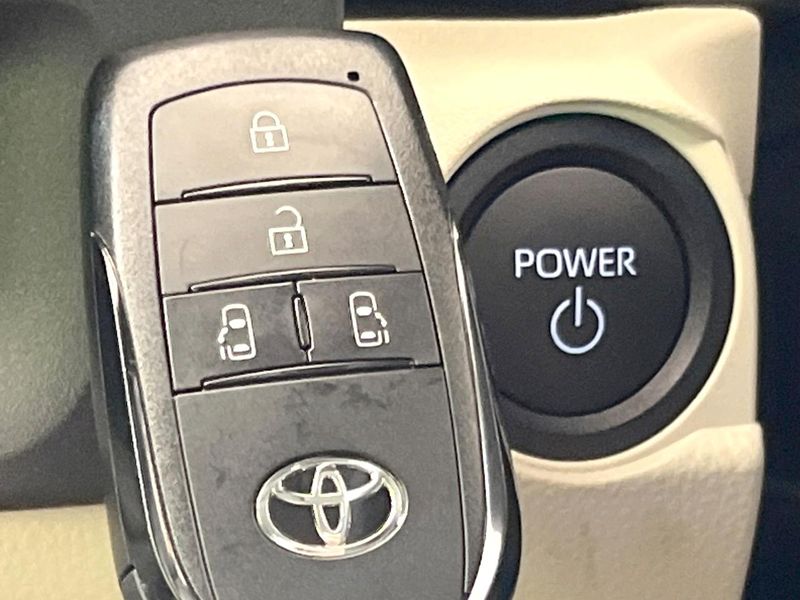 2026 Toyota Sienta 6AA-MXPL10G (UW-6a77f0f5697c5)[20]