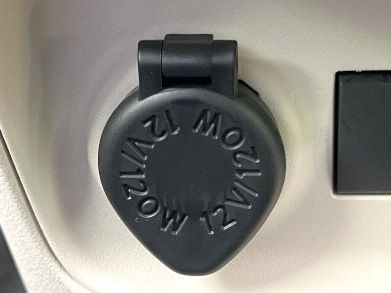 2026 Toyota Sienta 6AA-MXPL10G (UW-6a77f0f5697c5)[22]