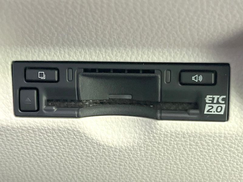 2026 Toyota Sienta 6AA-MXPL10G (UW-6a77f0f5697c5)[10]