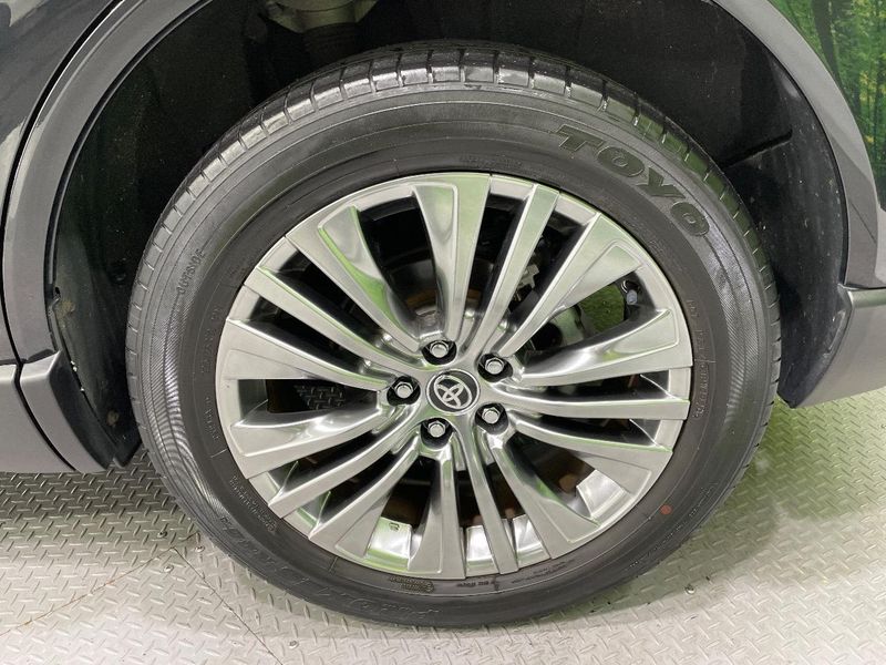 2020 Toyota Harrier 6BA-MXUA80 (UW-6a77f0fb75a32)[13]
