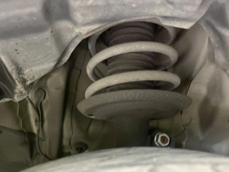 2014 Toyota Aqua DAA-NHP10 (UW-6a77f130c97f7)[24]