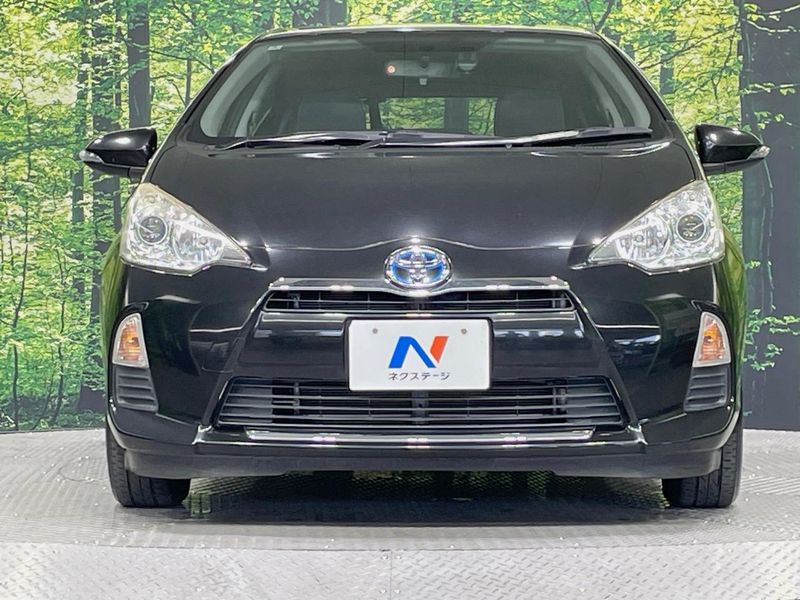 2014 Toyota Aqua DAA-NHP10 (UW-6a77f130c97f7)[13]