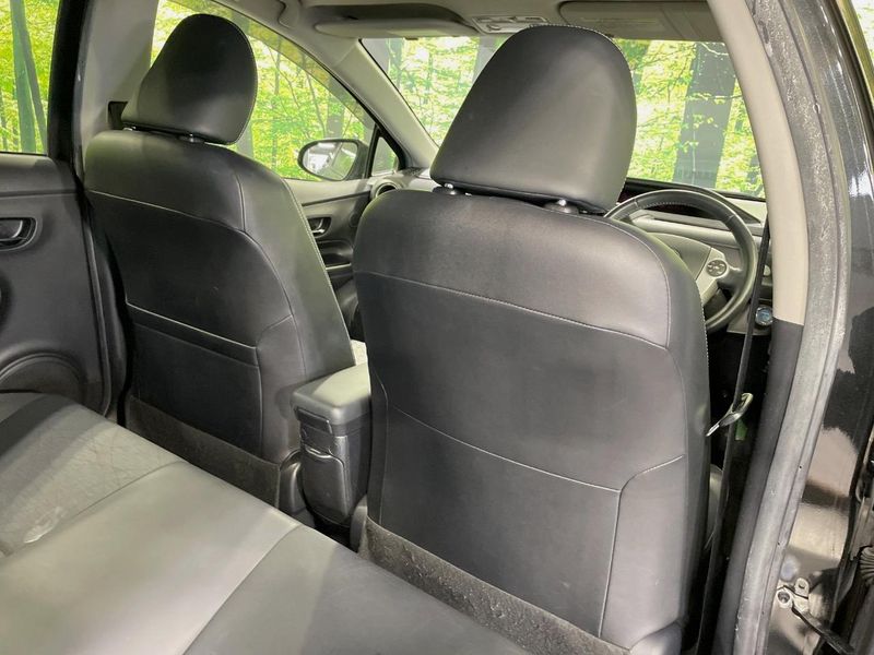 2014 Toyota Aqua DAA-NHP10 (UW-6a77f130c97f7)[28]