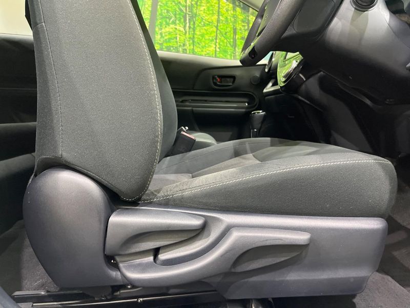 2019 Toyota Aqua DAA-NHP10 (UW-6a77f1373a1b8)[18]
