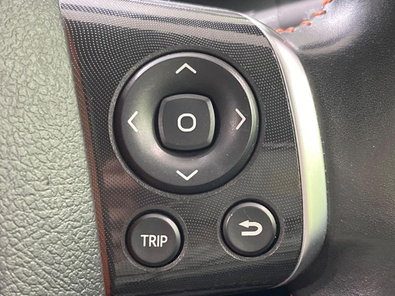 2018 Toyota Sienta DAA-NHP170G (UW-6a77f13a039b9)[26]