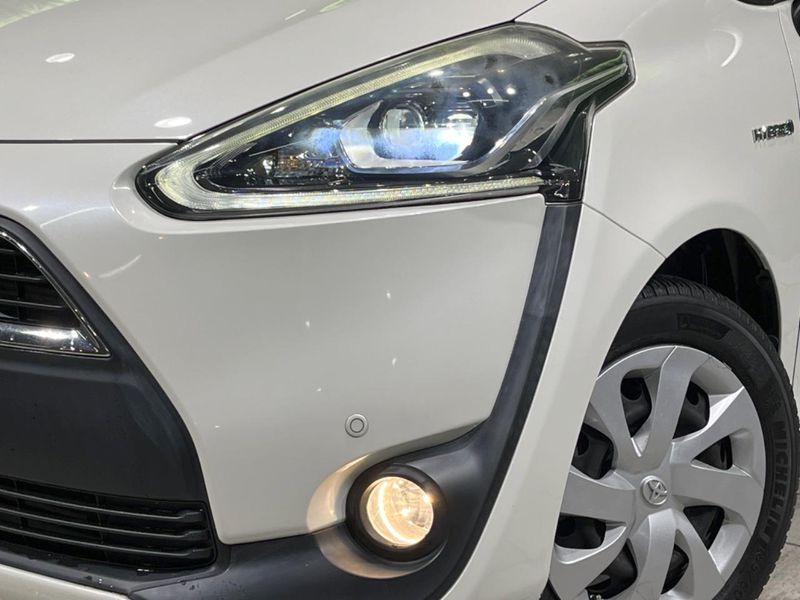 2018 Toyota Sienta DAA-NHP170G (UW-6a77f13a039b9)[12]