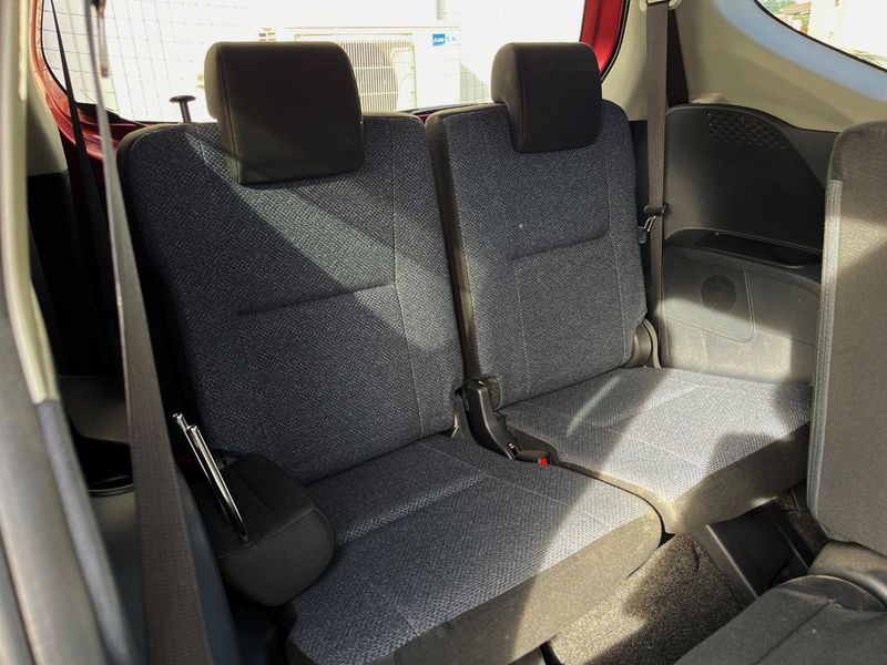 2015 Toyota Sienta DBA-NSP170G (UW-6a77f13e8ddda)[22]