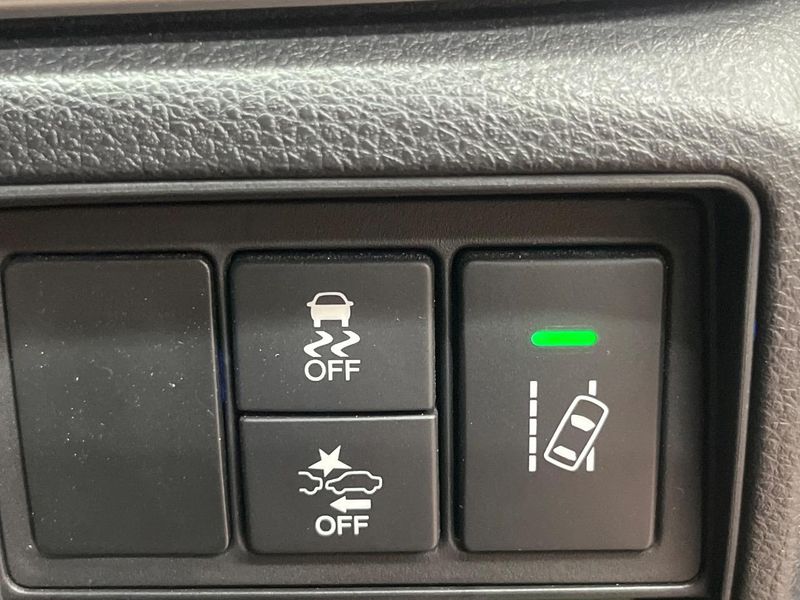 2017 Honda Odyssey DBA-RC1 (UW-6a77f14f87be3)[24]