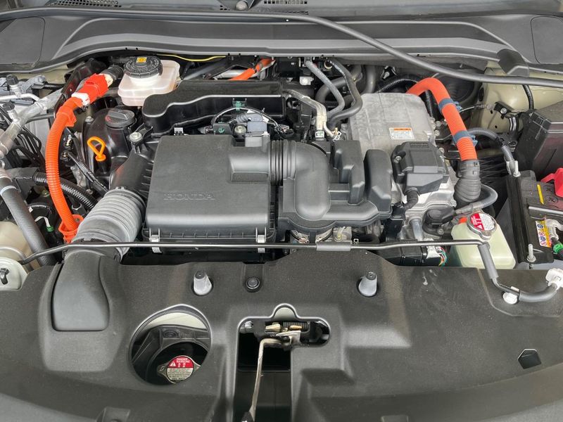 2021 Honda Vezel 6AA-RV5 (UW-6a77f16658180)[4]