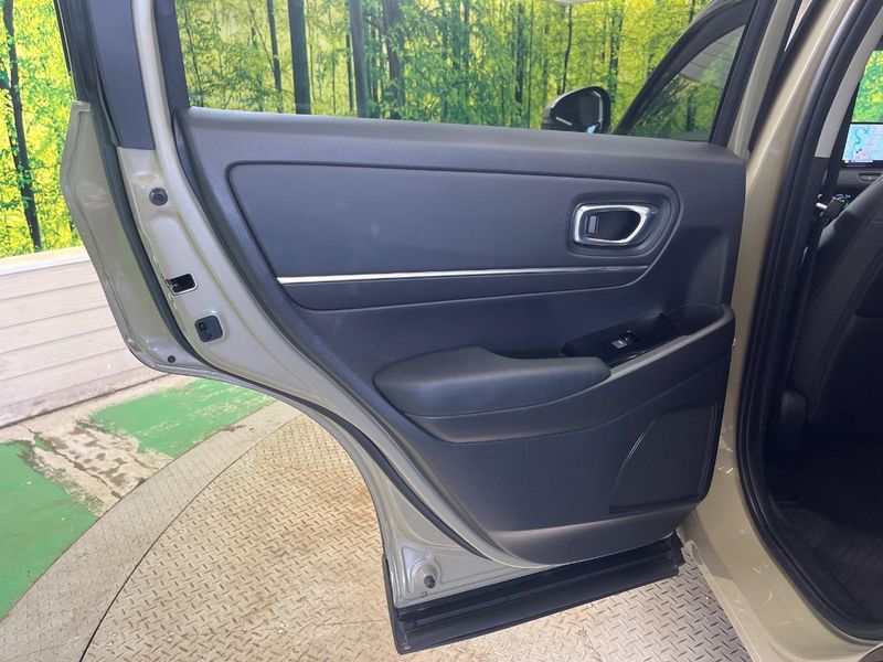 2021 Honda Vezel 6AA-RV5 (UW-6a77f16658180)[7]