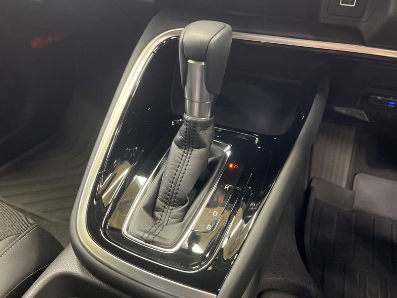 2021 Honda Vezel 6AA-RV5 (UW-6a77f16658180)[27]
