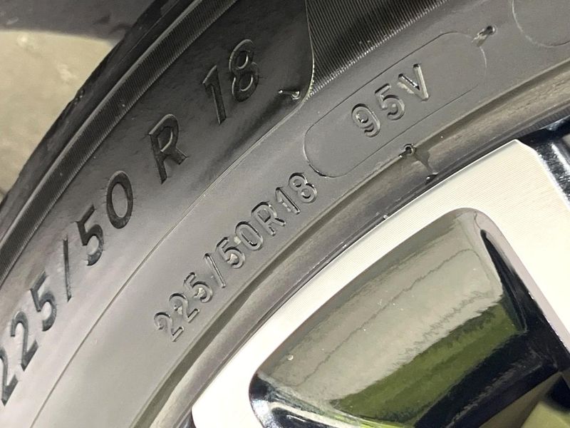 2021 Honda Vezel 6AA-RV5 (UW-6a77f1677a5ba)[7]