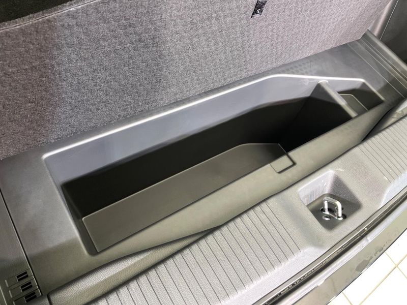 2021 Honda Vezel 6AA-RV5 (UW-6a77f1677a5ba)[21]