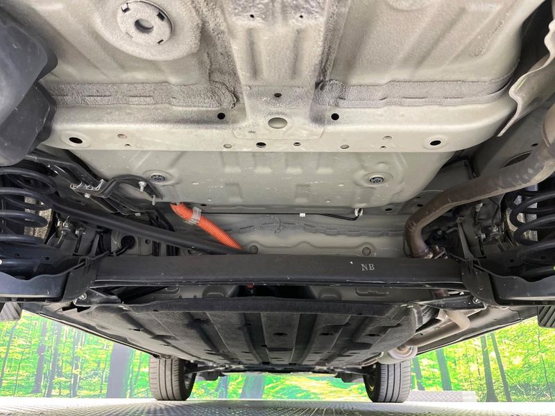 2022 Honda Vezel 6AA-RV5 (UW-6a77f16a7266d)[19]