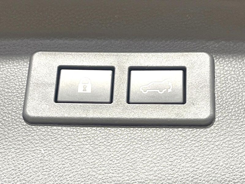 2019 Subaru Forester 5AA-SKE (UW-6a77f18aadacf)[16]